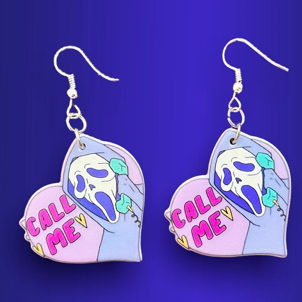 New Call Me Ghostface Scream Heart Shape Earrings Pastel Goth Horror Movie